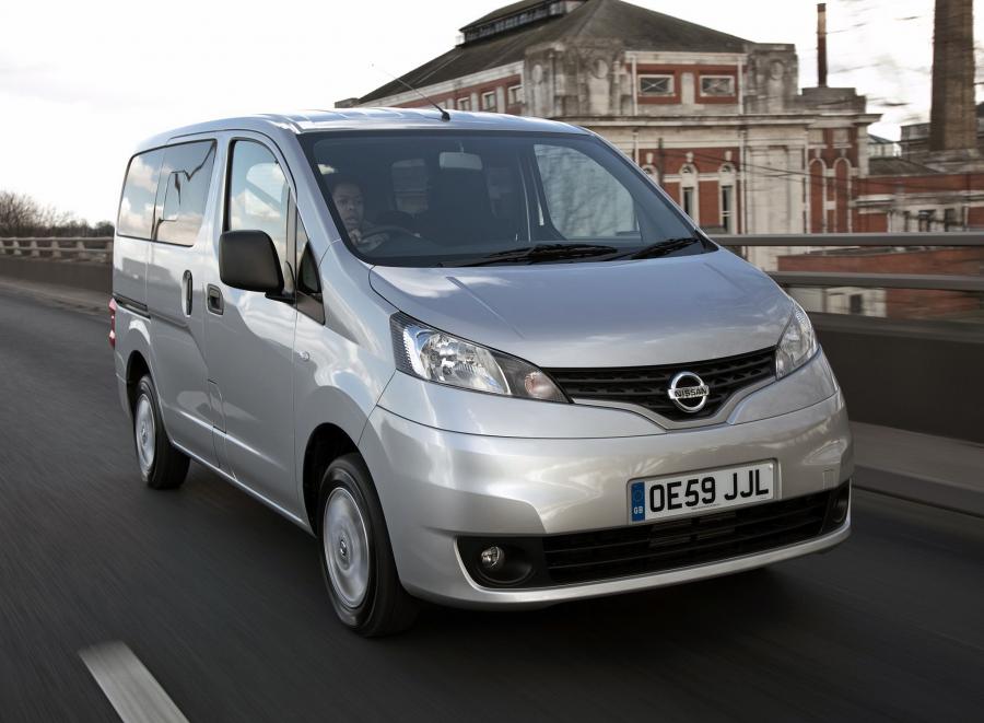  Nissan NV200 2009 года  (UK) (фото 5 из 7)